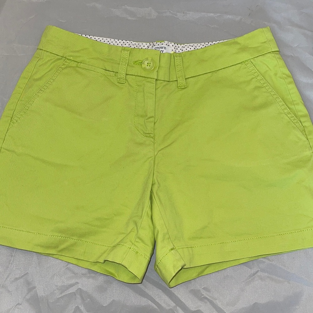 Crown and Ivy line green size 2 shorts